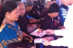 Chương trình phát tặng cẩm nang tại chùa Bụt Mọc - Hà Nội  