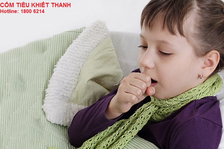 Ho là dấu hiệu viêm đường hô hấp trên ở trẻ