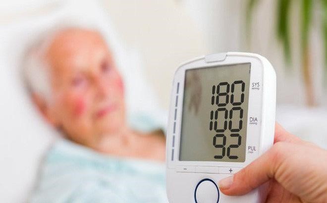 Tăng huyết áp là bệnh lý phổ biến ở người cao tuổi