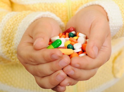 Sử dụng thuốc kháng sinh gây hiện tượng tiêu chảy ở trẻ